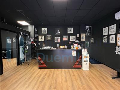 negozio in vendita a Bologna in zona San Donato