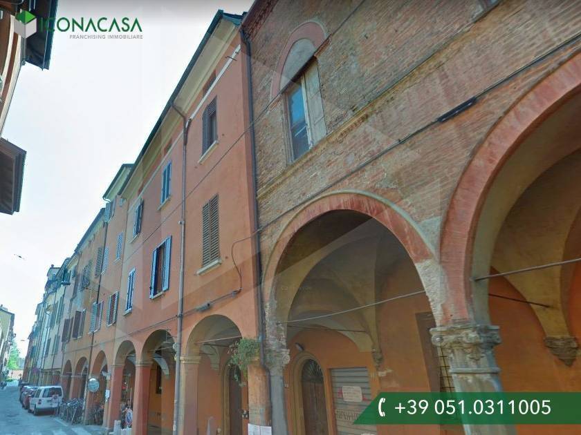 appartamento in vendita a Bologna in zona Santo Stefano