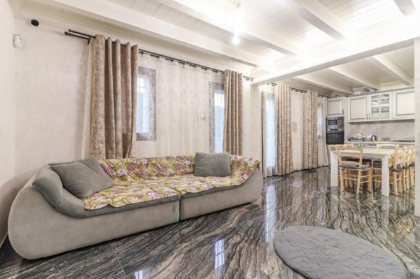 casa indipendente in vendita a Bologna in zona Corticella
