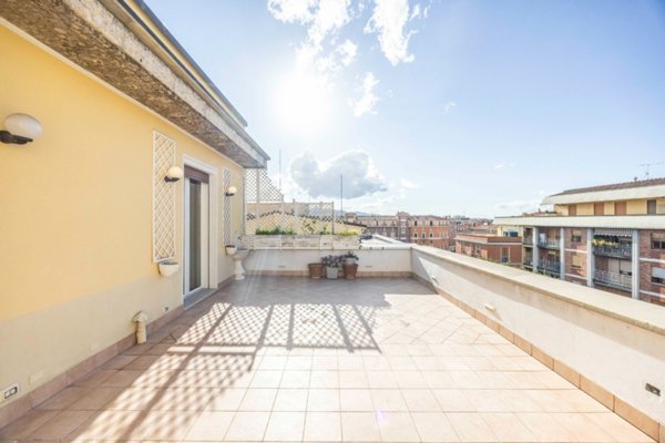 appartamento in vendita a Bologna in zona Centro Storico