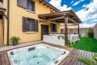casa indipendente in vendita a Bologna in zona San Donato