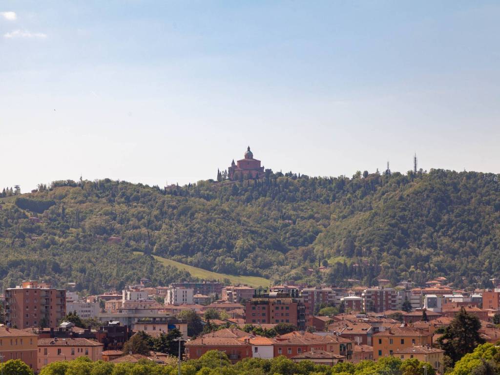 appartamento in vendita a Bologna in zona Santa Viola