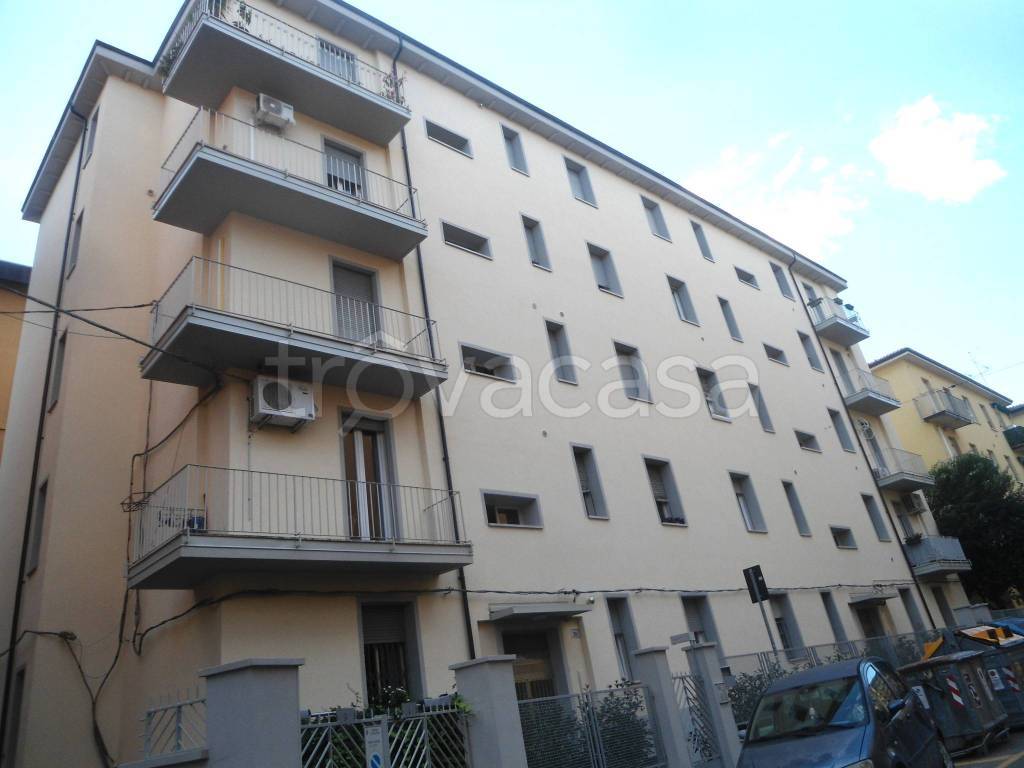 appartamento in vendita a Bologna in zona Saragozza