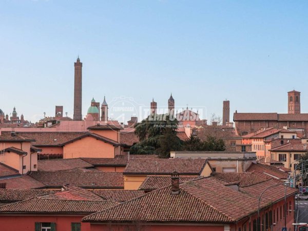 appartamento in vendita a Bologna in zona San Vitale