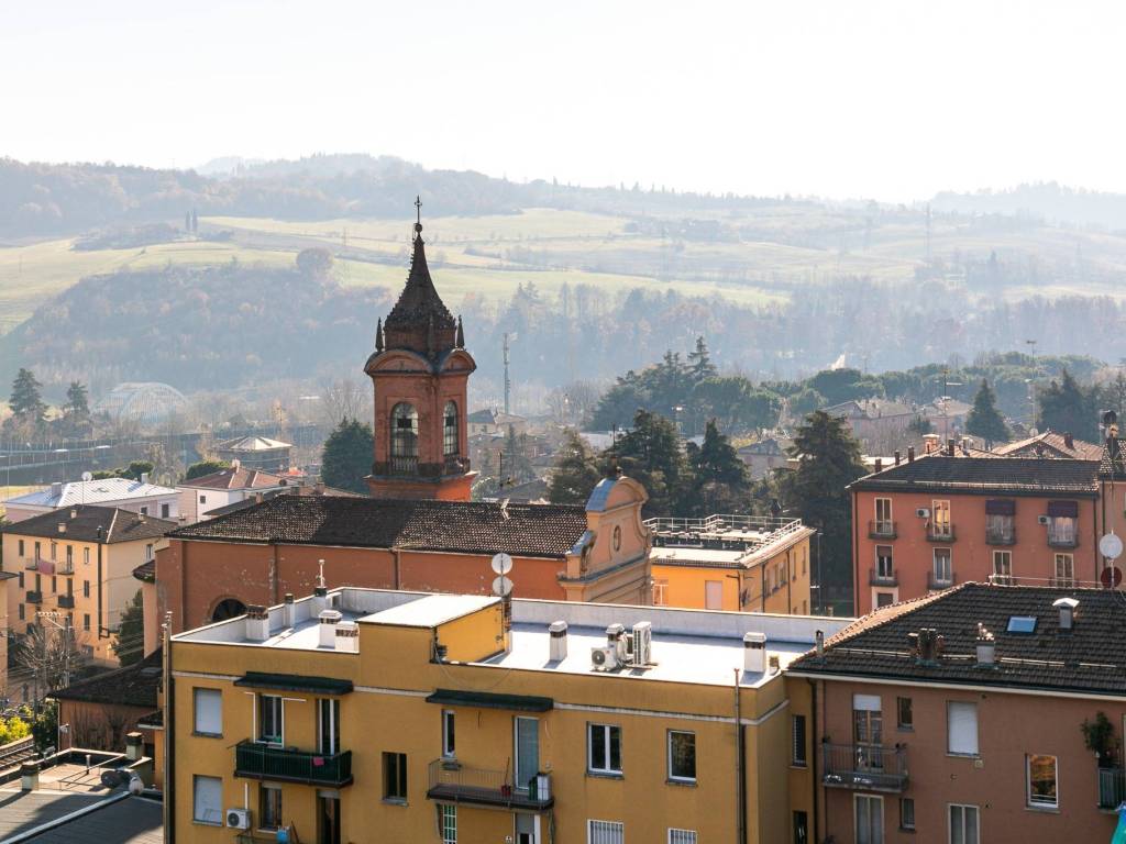 appartamento in vendita a Bologna in zona Savena