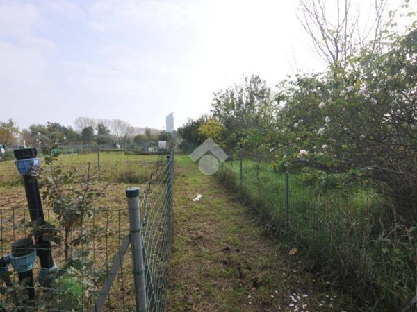 terreno agricolo in vendita a Bologna in zona San Vitale