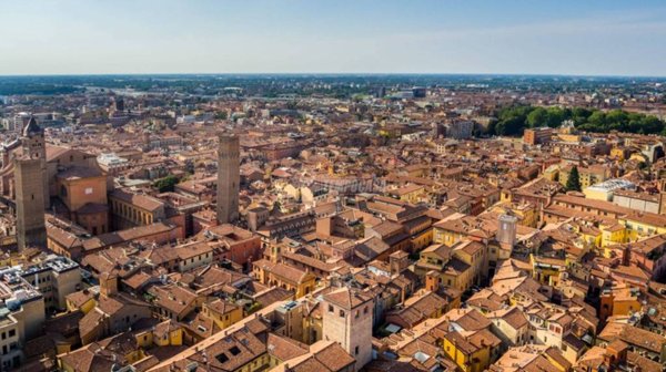 appartamento in vendita a Bologna in zona Santo Stefano
