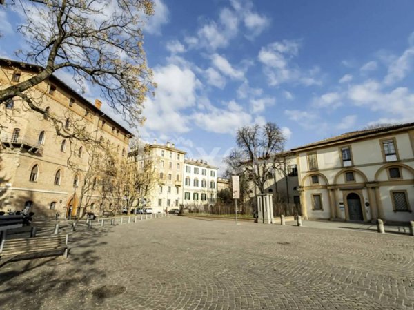 appartamento in vendita a Bologna in zona Santo Stefano
