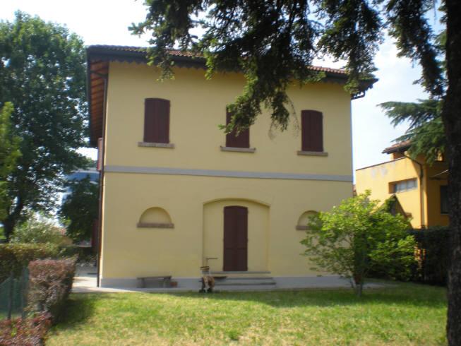 casa indipendente in vendita a Bologna in zona Borgo Panigale