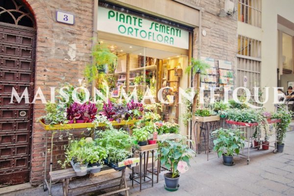 ufficio in vendita a Bologna in zona Centro Storico