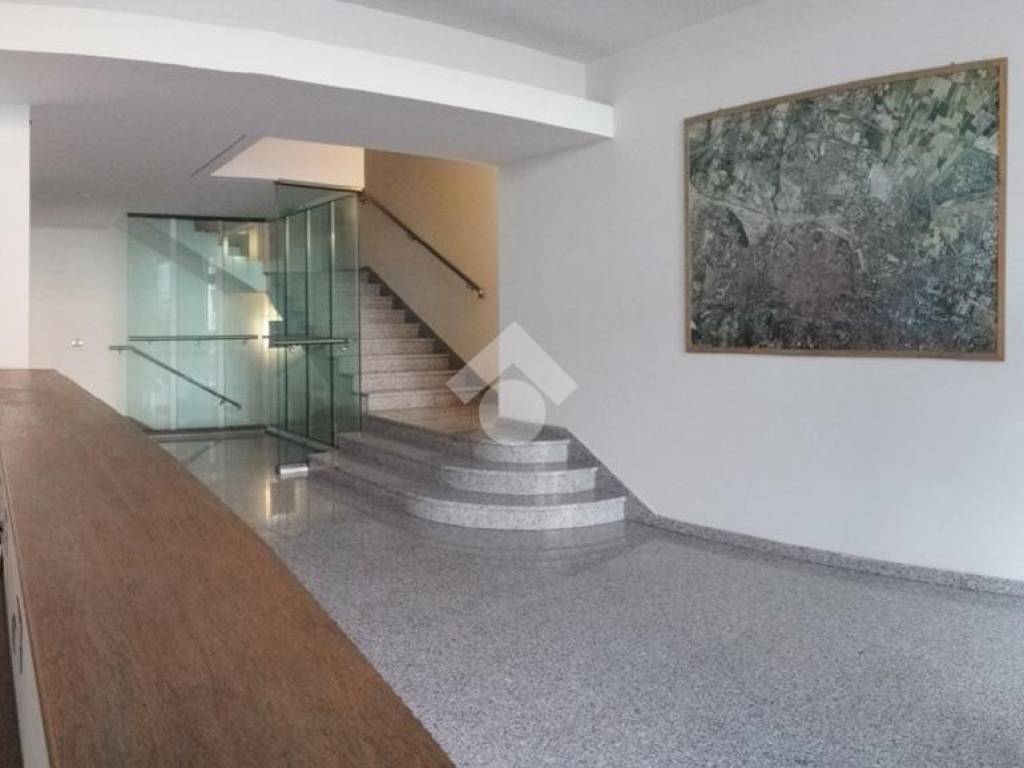 ufficio in vendita a Bologna in zona Corticella