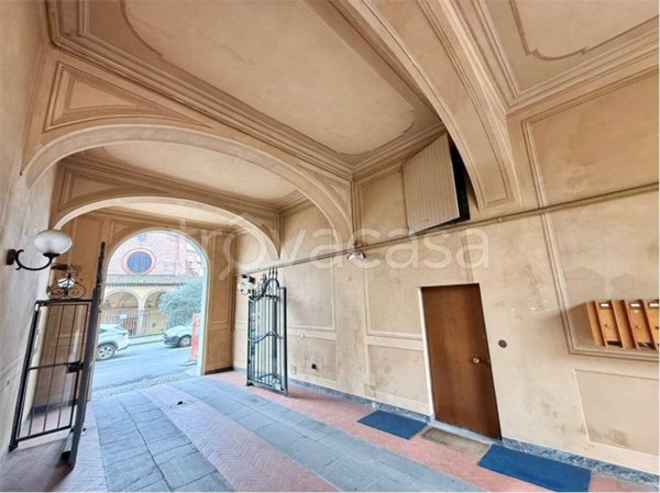 appartamento in vendita a Bologna in zona Saragozza