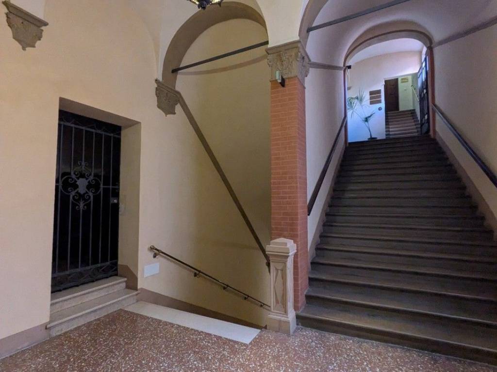 appartamento in vendita a Bologna in zona Centro Storico