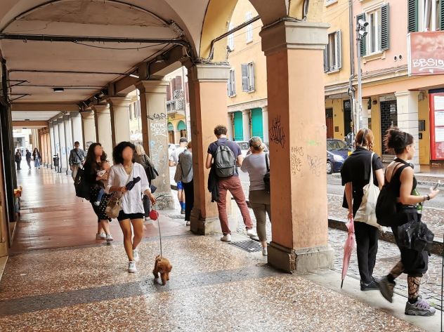 negozio in vendita a Bologna in zona Centro Storico