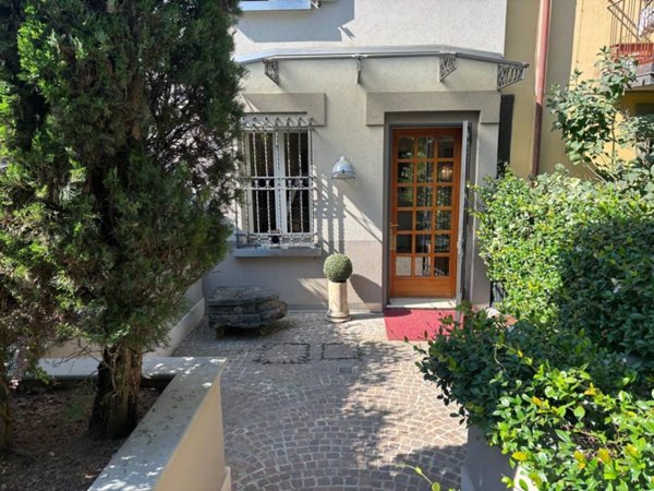casa indipendente in vendita a Bologna in zona San Vitale