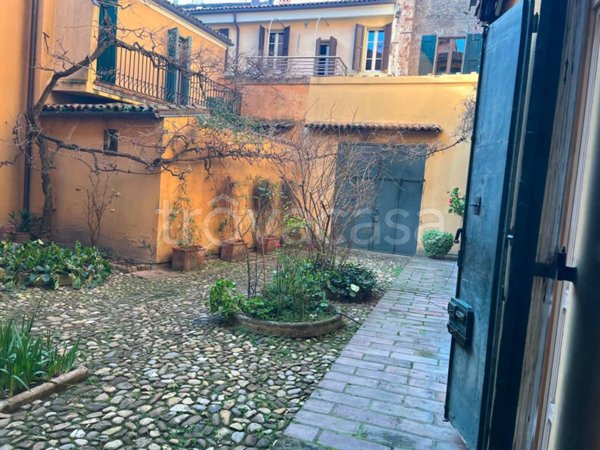 appartamento in vendita a Bologna in zona Centro Storico
