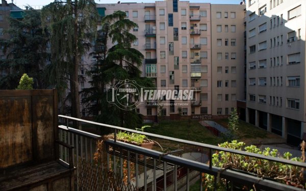 appartamento in vendita a Bologna in zona Centro Storico