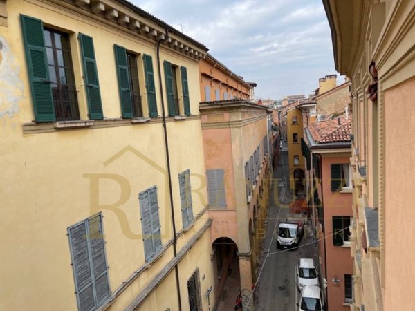 appartamento in vendita a Bologna in zona Centro Storico