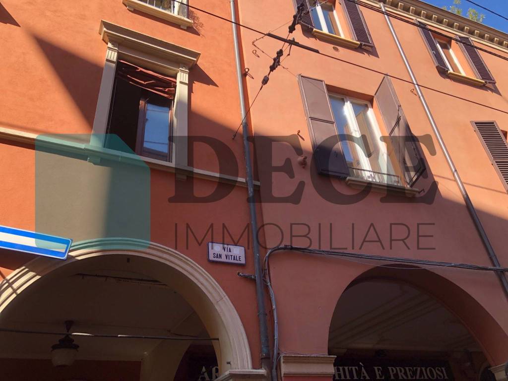 negozio in vendita a Bologna in zona San Vitale