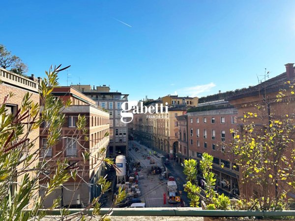 appartamento in vendita a Bologna in zona Centro Storico