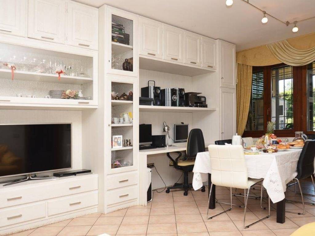 appartamento in vendita a Bologna in zona Savena