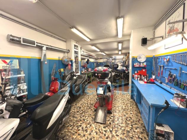 negozio in vendita a Bologna in zona Centro Storico