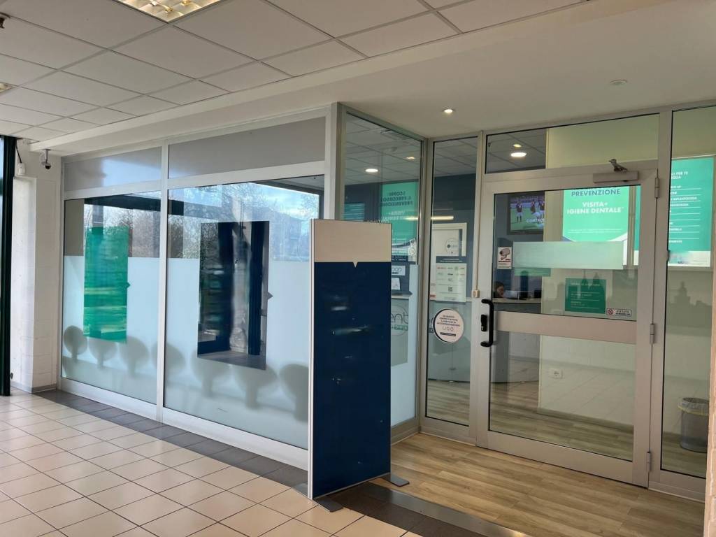 ufficio in vendita a Bologna in zona Savena