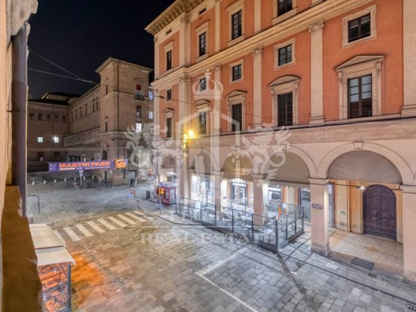 appartamento in vendita a Bologna in zona Centro Storico