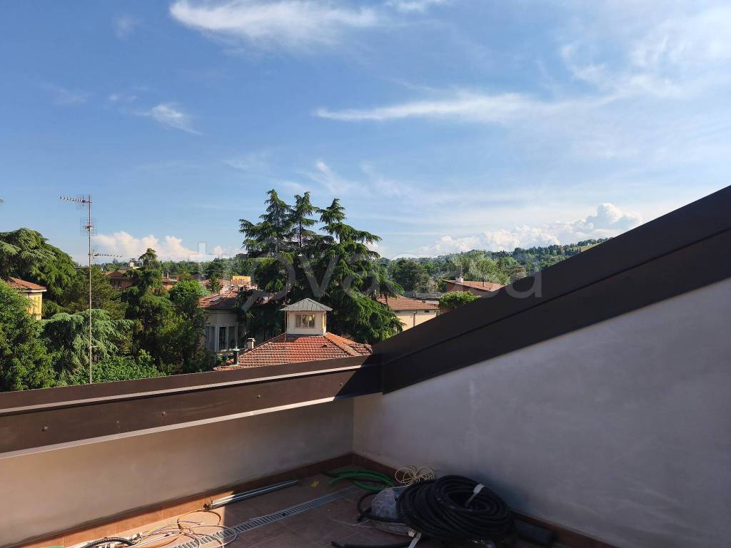 appartamento in vendita a Bologna in zona Colli