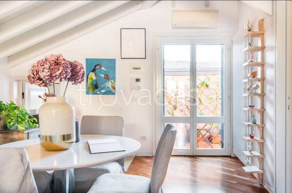 appartamento in vendita a Bologna in zona Centro Storico