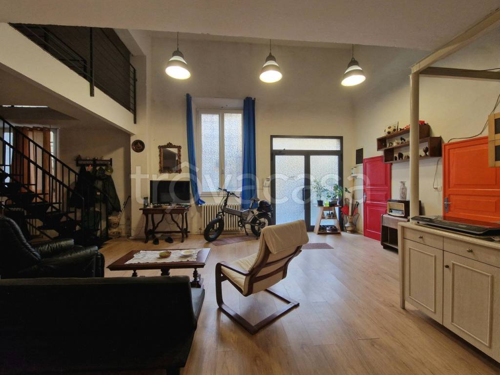 appartamento in vendita a Bologna in zona Centro Storico