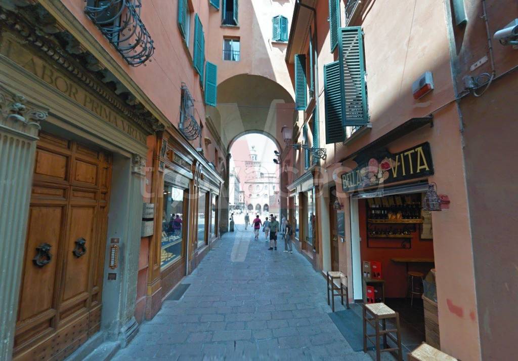 locale di sgombero in vendita a Bologna in zona Centro Storico