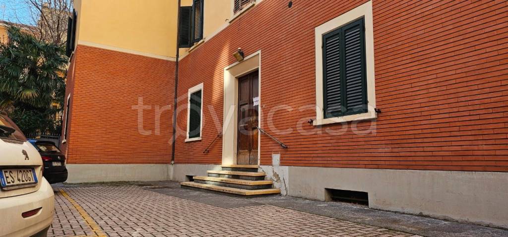 appartamento in vendita a Bologna in zona Saffi