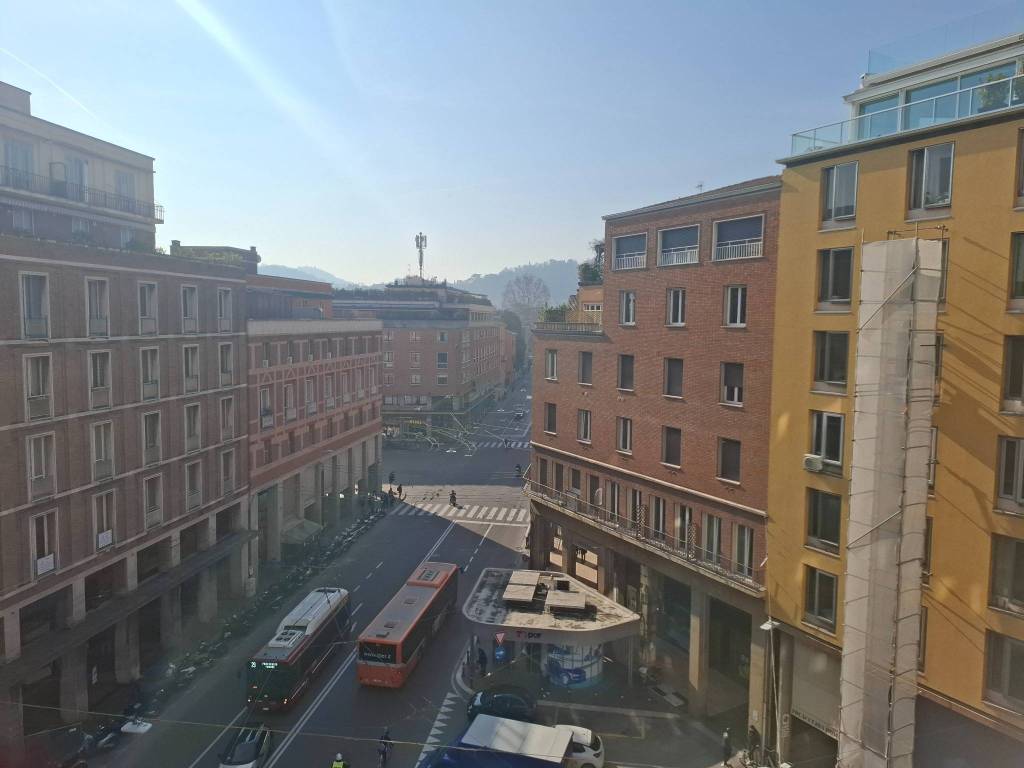 appartamento in vendita a Bologna in zona Centro Storico