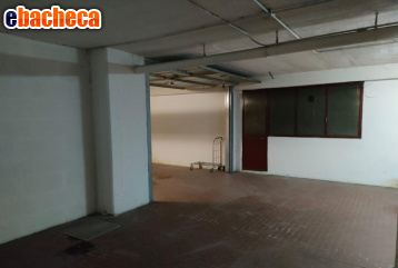 locale di sgombero in vendita a Bologna