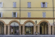 negozio in vendita a Bologna in zona Saragozza