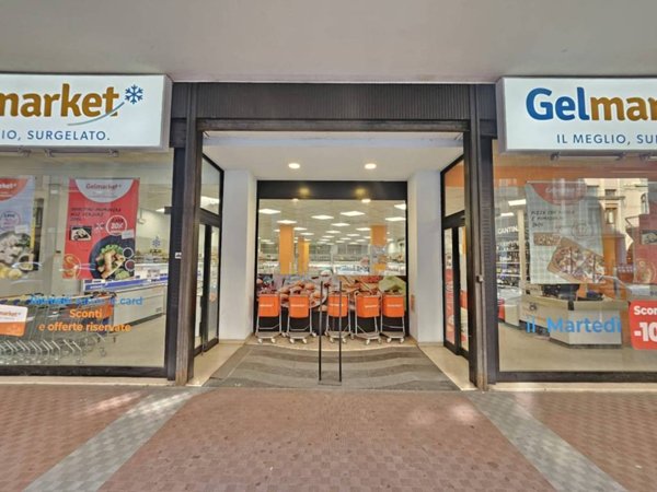negozio in vendita a Bologna