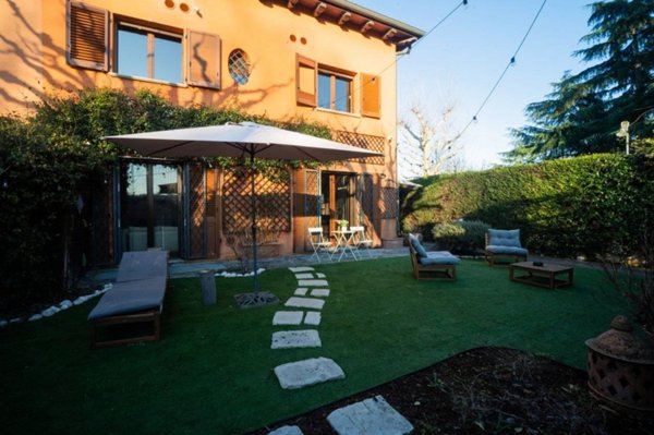 casa indipendente in vendita a Bologna in zona San Vitale