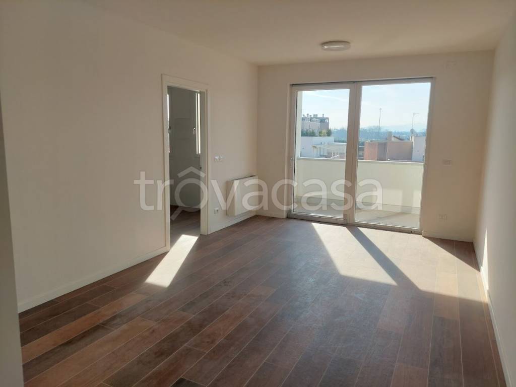 appartamento in vendita a Bologna in zona Savena