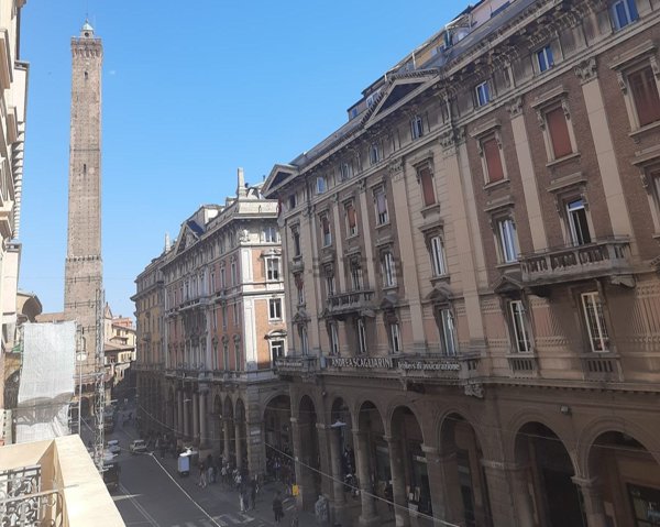 appartamento in vendita a Bologna in zona Centro Storico