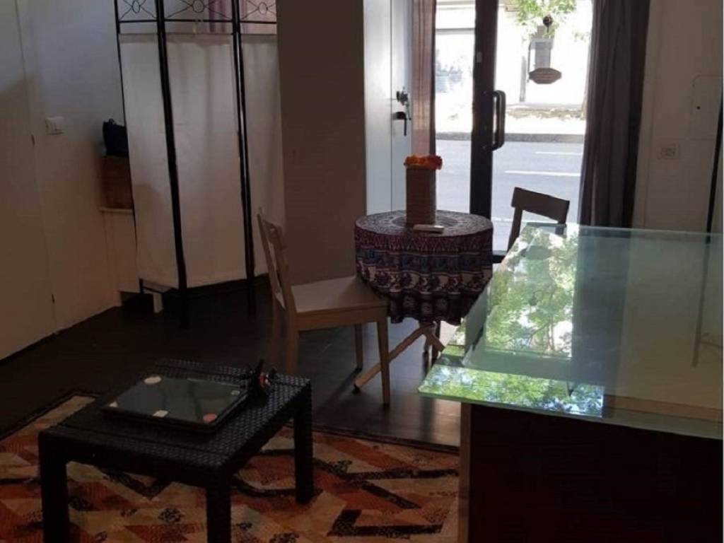 negozio in vendita a Bologna