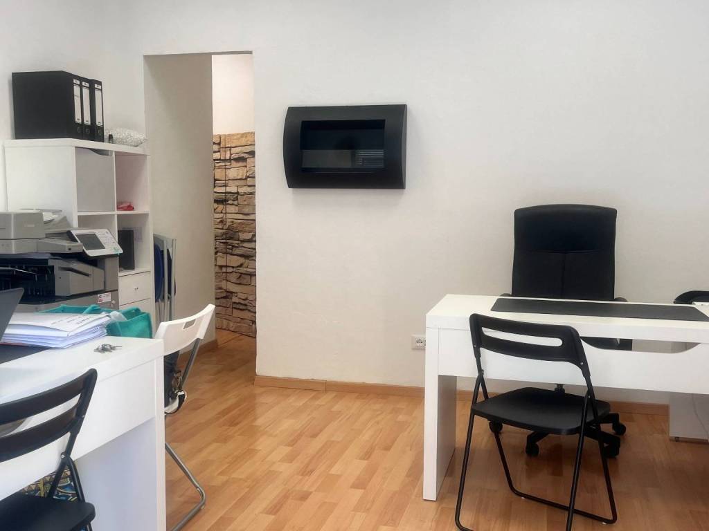 ufficio in vendita a Bologna in zona Corticella