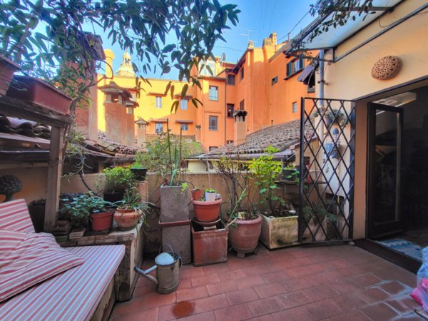 appartamento in vendita a Bologna in zona Centro Storico