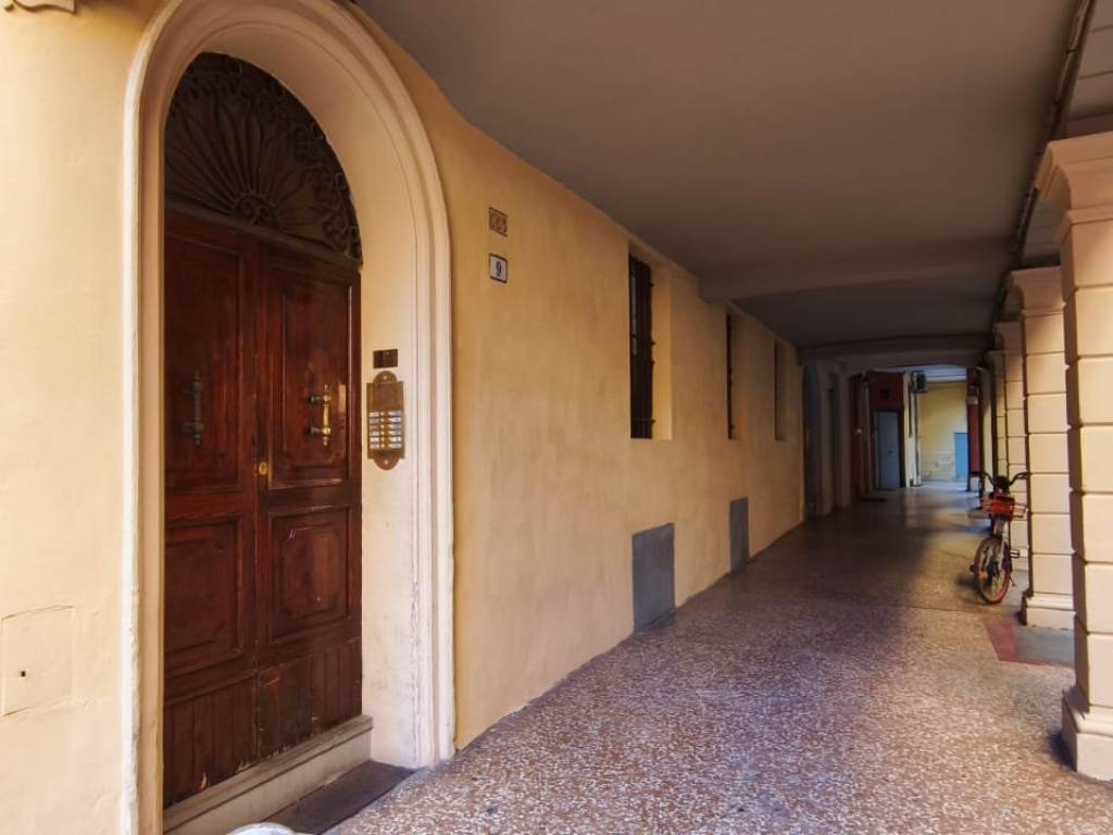 appartamento in vendita a Bologna in zona Centro Storico