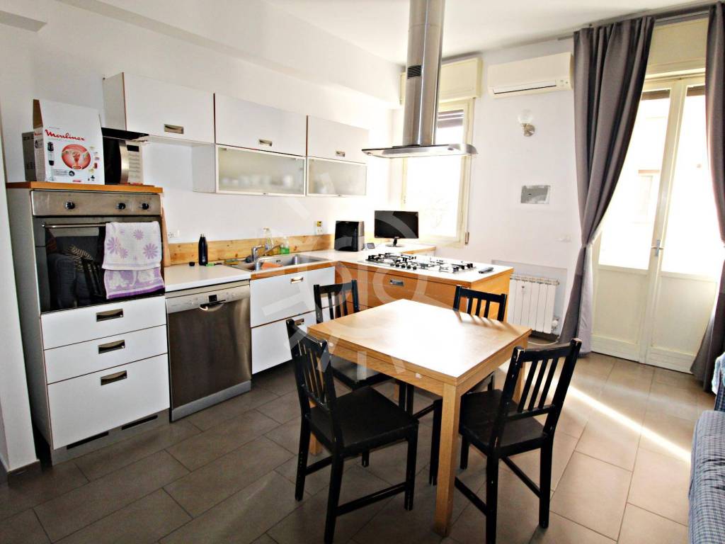 appartamento in vendita a Bologna in zona Santa Viola