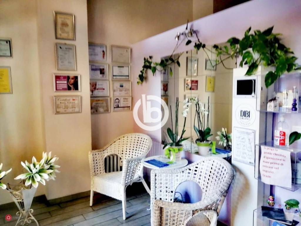 negozio in vendita a Bologna in zona Centro Storico