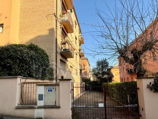 appartamento in vendita a Bologna in zona Savena