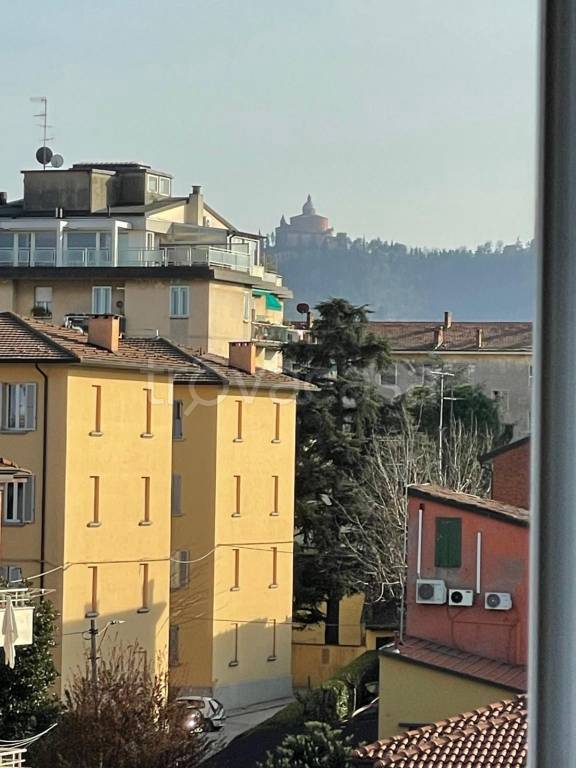 appartamento in vendita a Bologna in zona Santa Viola