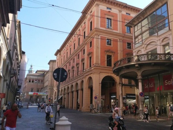 appartamento in vendita a Bologna in zona Centro Storico