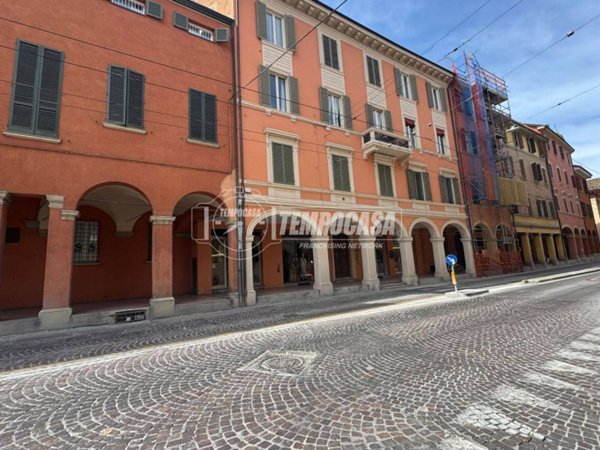appartamento in vendita a Bologna in zona Santo Stefano